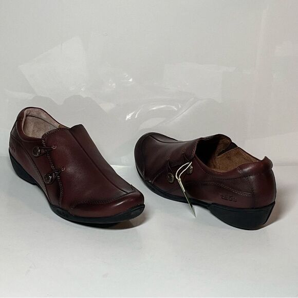 Taos Encore Whiskey Leather Slip Ons - Picture 3 of 7